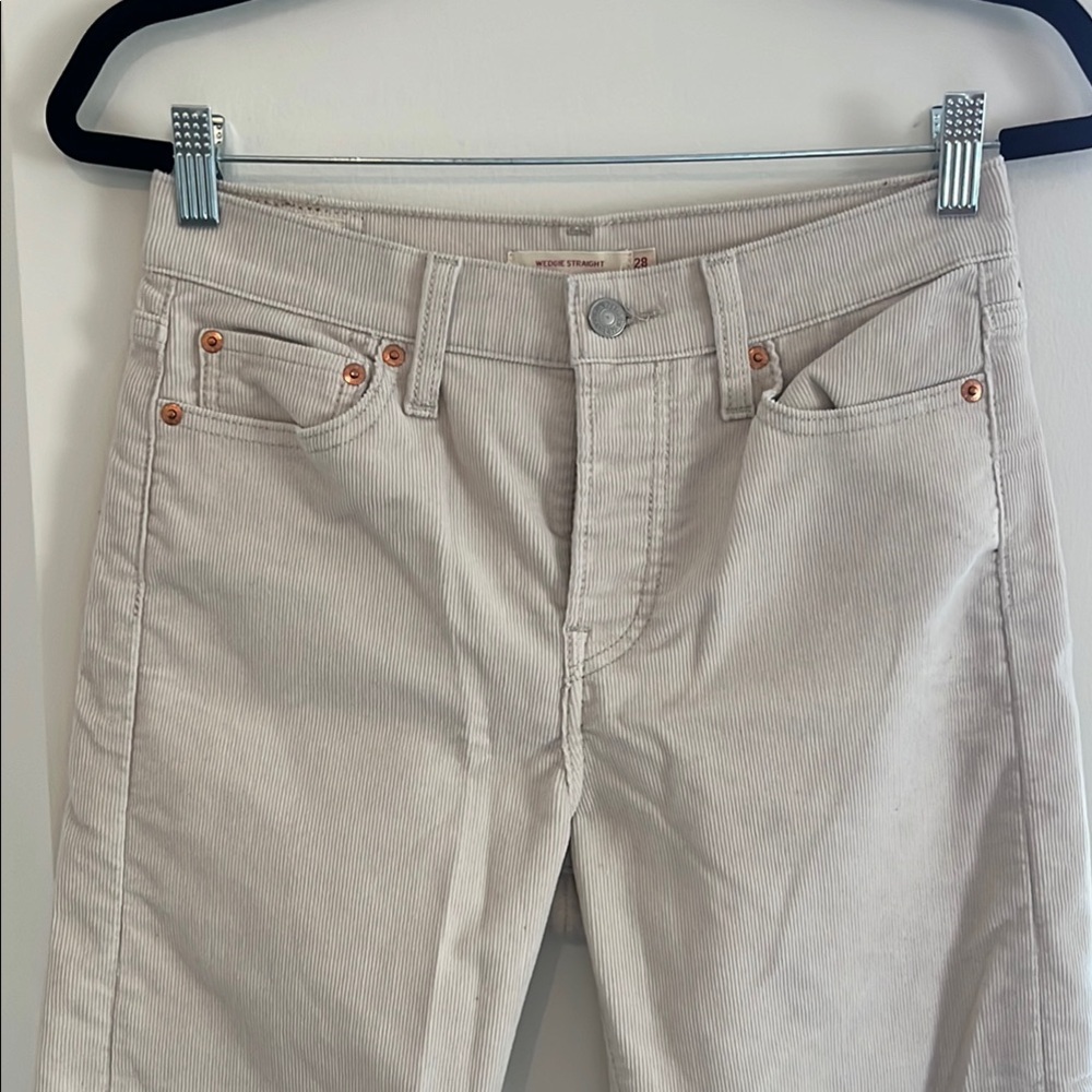 Levi's Women's Straight Leg Jeans - Light Tan - Picture 2 of 5